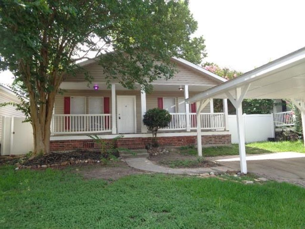 10015 Summerberry Lane, Tomball, TX 77375