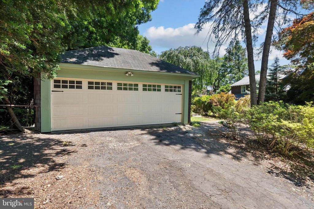 Image 44 of property listing at 4000 WHITE AVE, Baltimore, MD 21206
