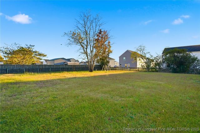 419 Northwoods Drive, Raeford, NC 28376