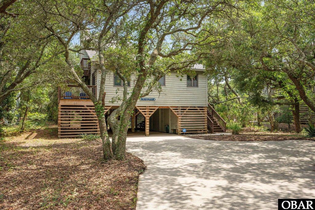Image 2 of property listing at 113 E Sea Hawk Drive Lot 14, Duck, NC 27949