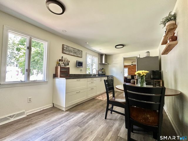 433 Reed Avenue, Windsor Locks, CT 06096