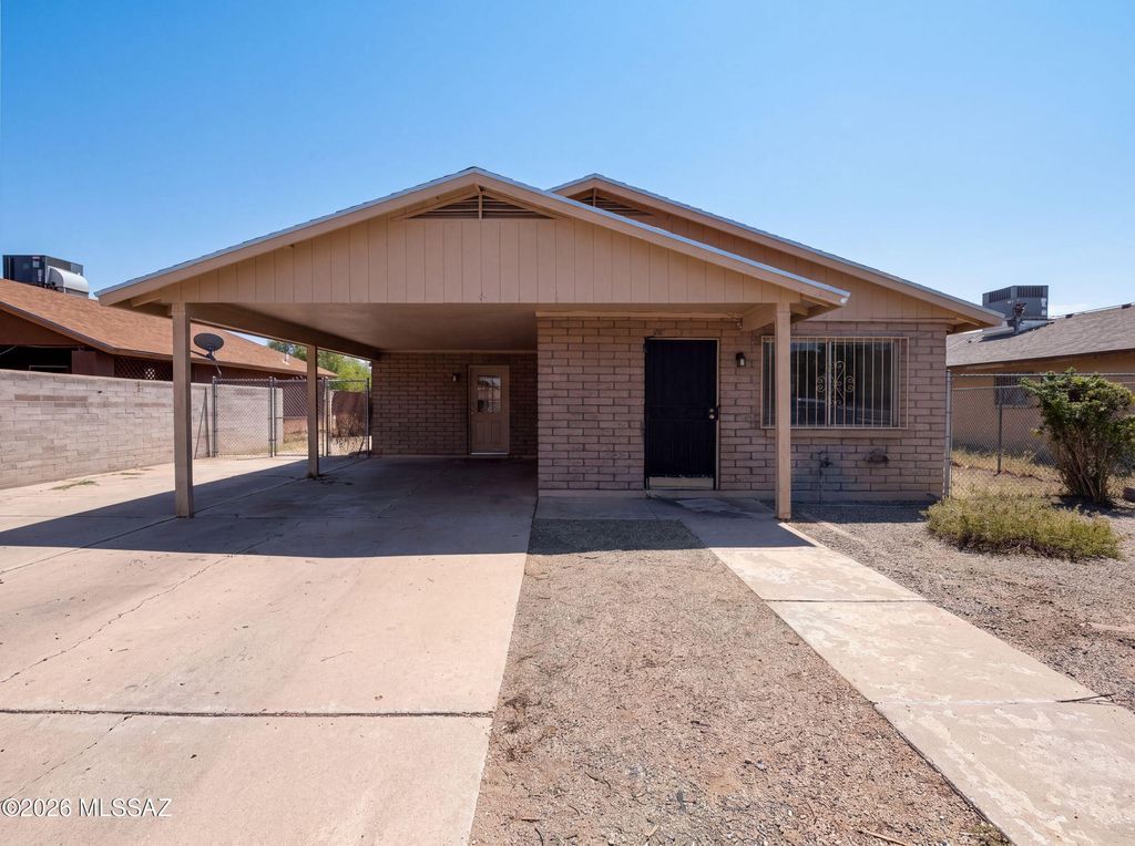 760 E Dakota Street, Tucson, AZ 85706