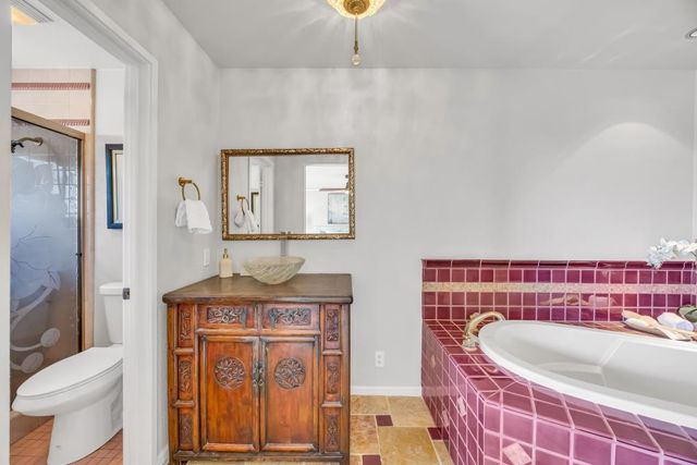 8888 Bluff Ln, Fair Oaks, CA 95628