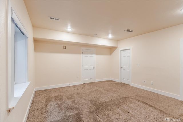 995 S Locust Street, Denver, CO 80224