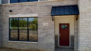 2704 S Spurway Drive, Ann Arbor, MI 48105