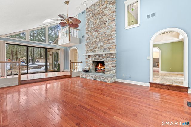 90 Hunting Hills Drive, Southington, CT 06489