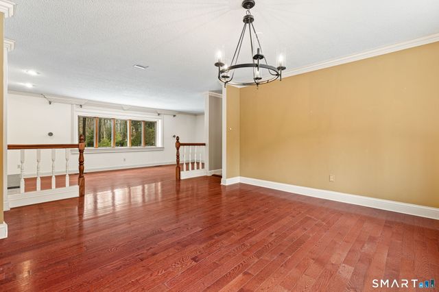 90 Hunting Hills Drive, Southington, CT 06489