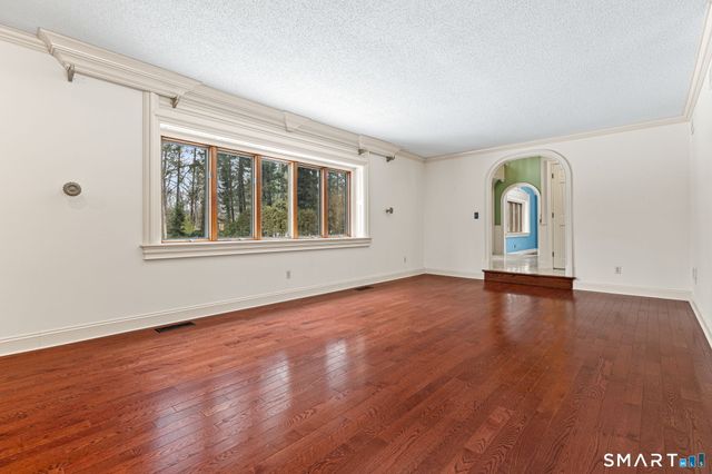 90 Hunting Hills Drive, Southington, CT 06489