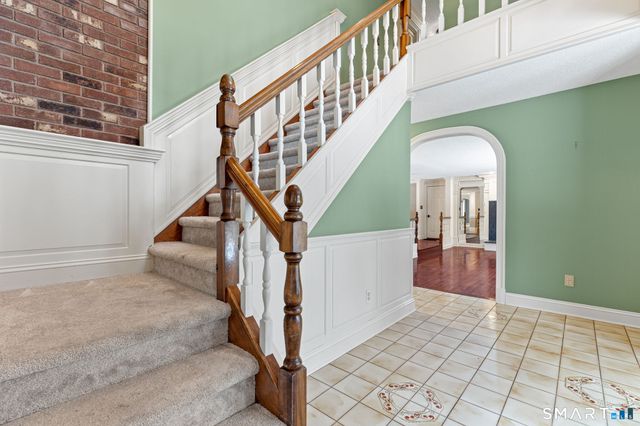 90 Hunting Hills Drive, Southington, CT 06489