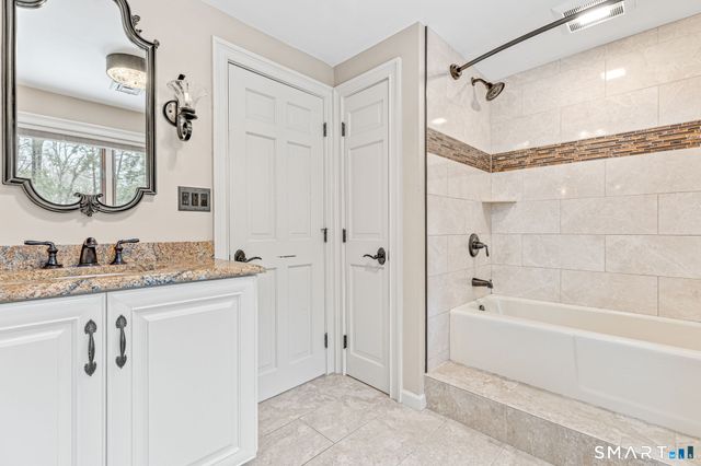 90 Hunting Hills Drive, Southington, CT 06489