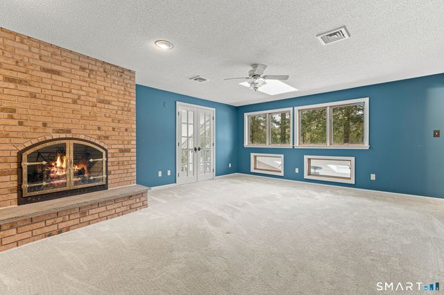 90 Hunting Hills Drive, Southington, CT 06489