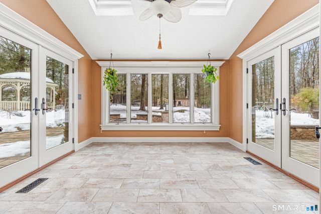 90 Hunting Hills Drive, Southington, CT 06489