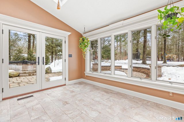 90 Hunting Hills Drive, Southington, CT 06489