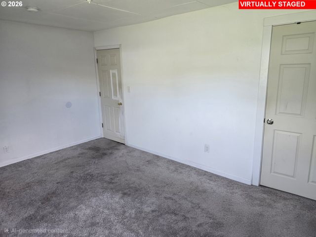 2137 CASTLE Ave, Roseburg, OR 97471