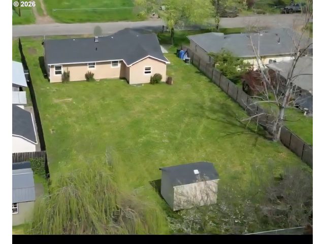 2137 CASTLE Ave, Roseburg, OR 97471