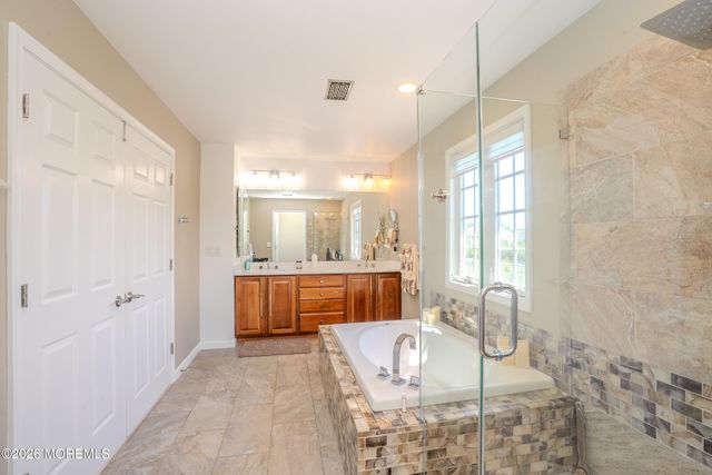 10 Nicole Court, Freehold, NJ 07728