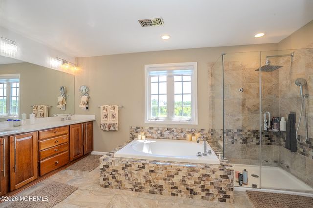 10 Nicole Court, Freehold, NJ 07728