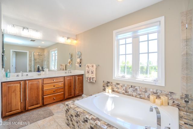 10 Nicole Court, Freehold, NJ 07728