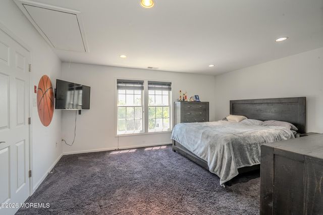 10 Nicole Court, Freehold, NJ 07728