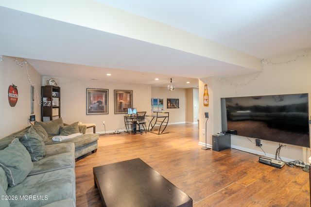 10 Nicole Court, Freehold, NJ 07728