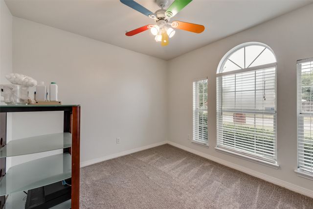 10505 Braewood Drive, Fort Worth, TX 76131