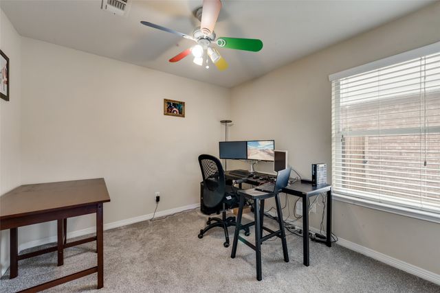 10505 Braewood Drive, Fort Worth, TX 76131