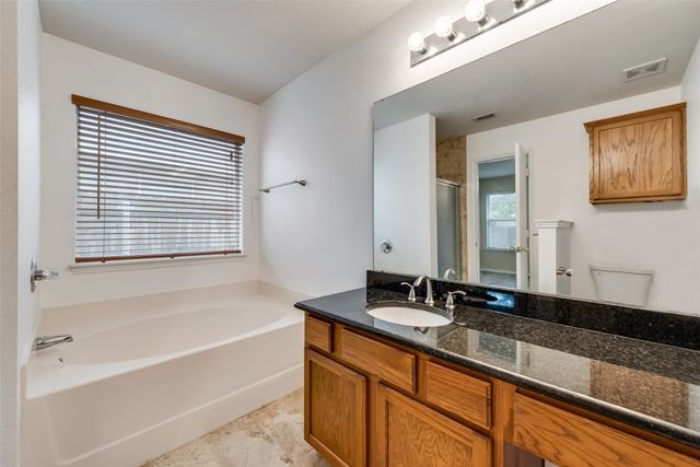 10505 Braewood Drive, Fort Worth, TX 76131