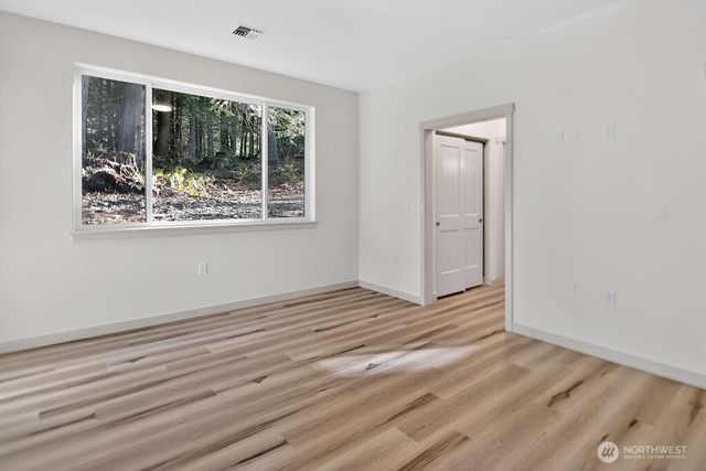 502 Lake of the Hills Loop, Sequim, WA 98382