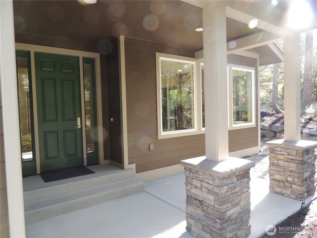 502 Lake of the Hills Loop, Sequim, WA 98382