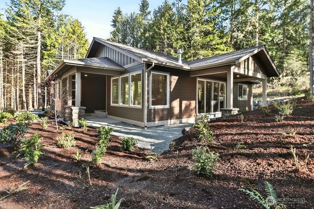 502 Lake of the Hills Loop, Sequim, WA 98382