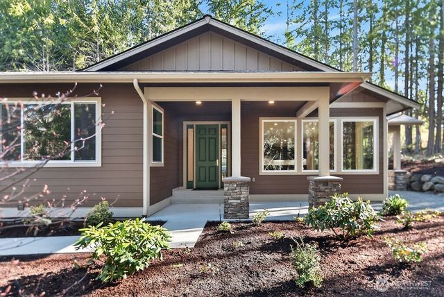 502 Lake of the Hills Loop, Sequim, WA 98382