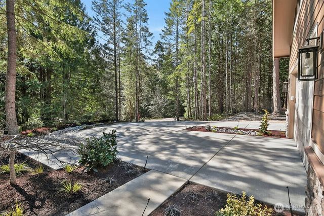 502 Lake of the Hills Loop, Sequim, WA 98382