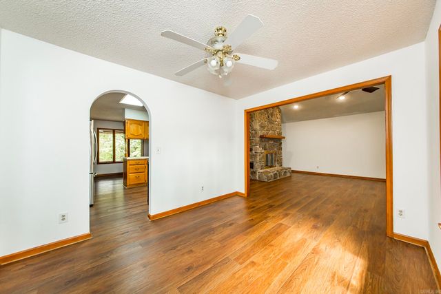 5 Westpark Drive, Heber Springs, AR 72543