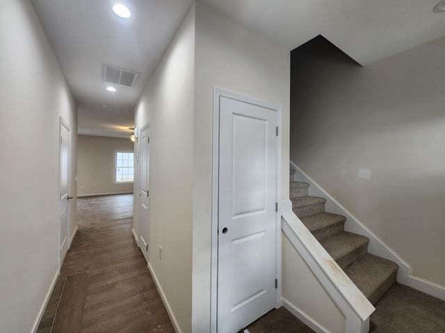 6137 Warren Newcomb DR, Radford, VA 24141
