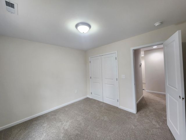 6137 Warren Newcomb DR, Radford, VA 24141
