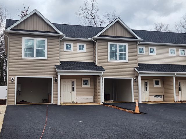 6137 Warren Newcomb DR, Radford, VA 24141