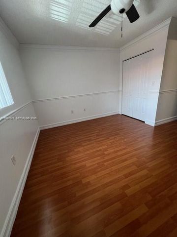 15455 SW 74th Cir Ct 1106, Miami, FL 33193