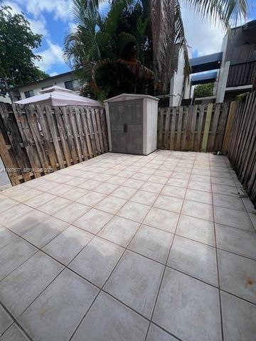 15455 SW 74th Cir Ct 1106, Miami, FL 33193