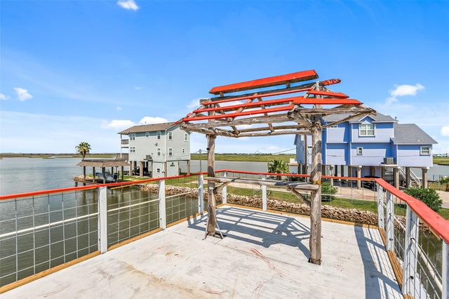 116 Bayou Vista Drive, Hitchcock, TX 77563