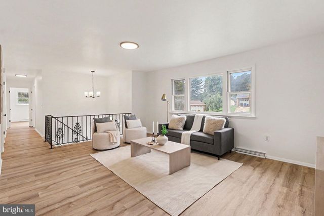 1706 PATRICIA CT, Mechanicsburg, PA 17055