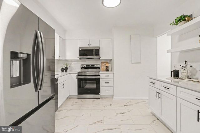 1706 PATRICIA CT, Mechanicsburg, PA 17055