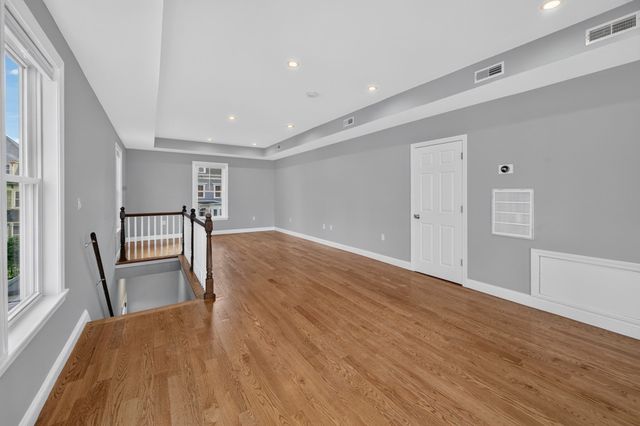 63 Perrin 2, Boston, MA 02119