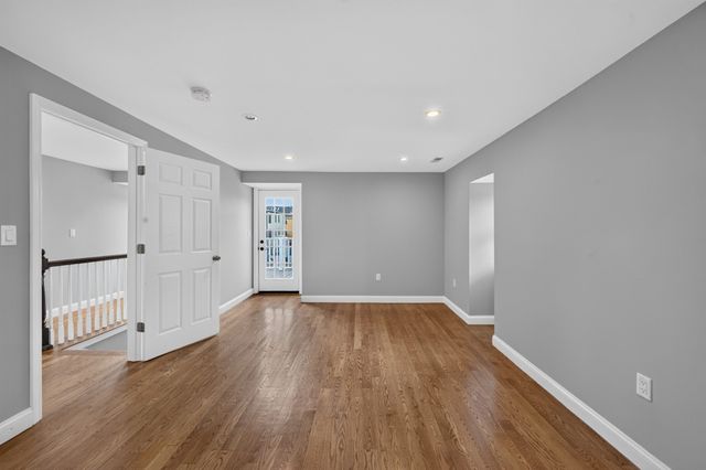 63 Perrin 2, Boston, MA 02119