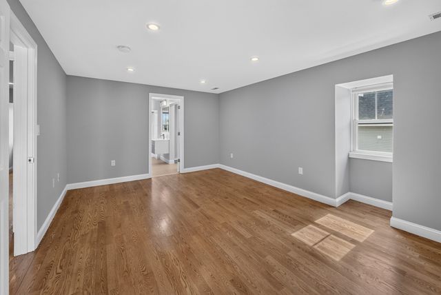 63 Perrin 2, Boston, MA 02119