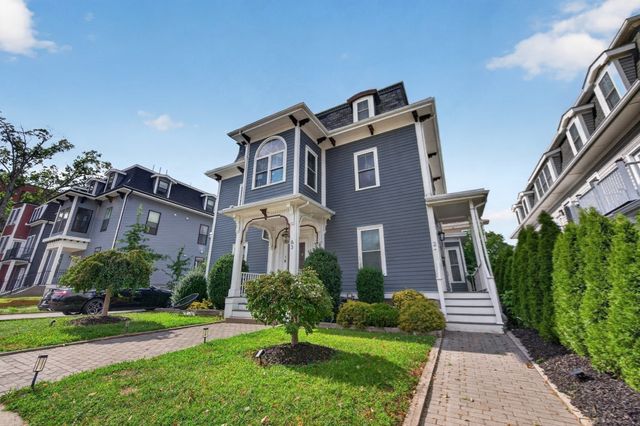 63 Perrin 2, Boston, MA 02119