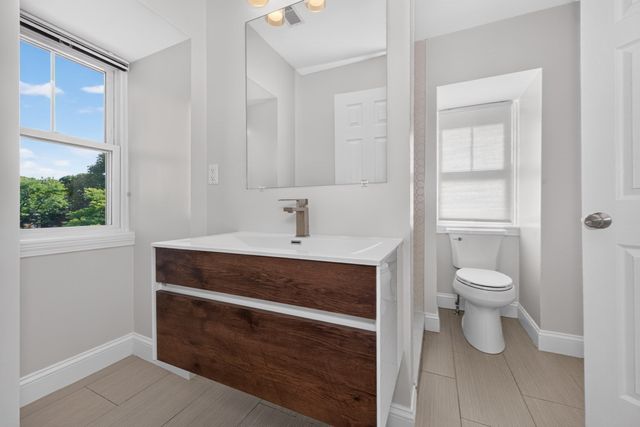 63 Perrin 2, Boston, MA 02119