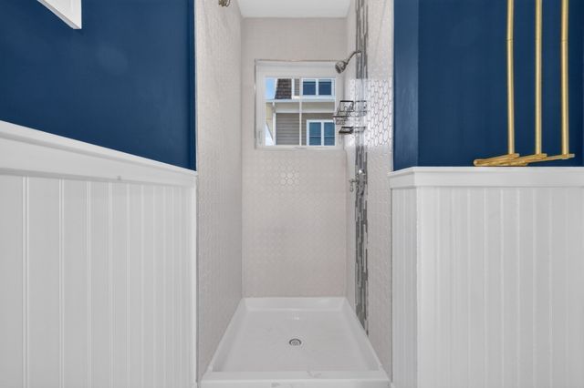 63 Perrin 2, Boston, MA 02119