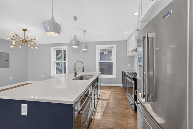 63 Perrin 2, Boston, MA 02119