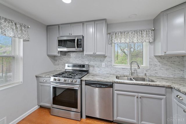 5611 Glengate Lane, Cincinnati, OH 45212