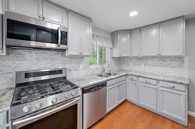 5611 Glengate Lane, Cincinnati, OH 45212